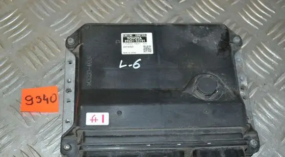 Lexus IS 220D-250-350 Engine control unit/module 1758009481 8966153701