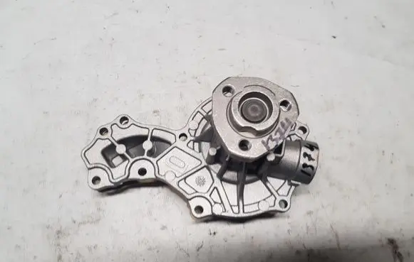 Audi A4 S4 B5 8D Water pump PA679 026121005F