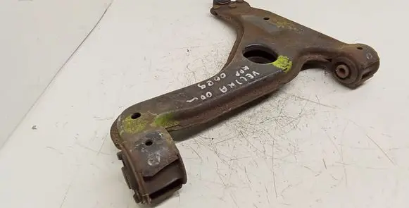 Opel Vectra B Front lower control arm/wishbone