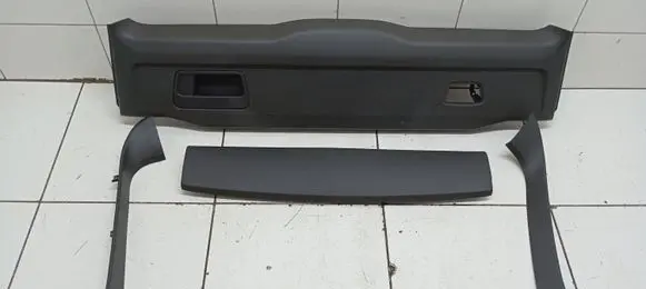 Volvo XC90 Tailgate/boot cover trim set 39875046