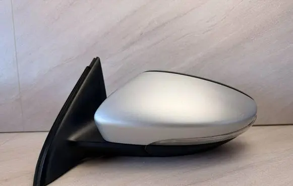 Volkswagen Jetta VI Front door electric wing mirror 5C7857507AA