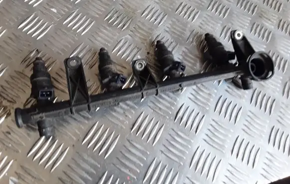 Renault Megane I Fuel injectors set 7700864726 866313