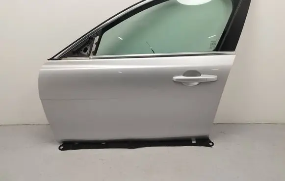 Jaguar XE Front door 
