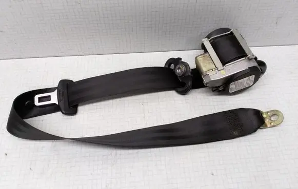 Skoda Octavia Mk2 (1Z) Front seatbelt 1Z0857702A 602481100