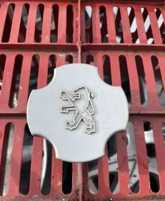 Peugeot 306 Original wheel cap 9612504680