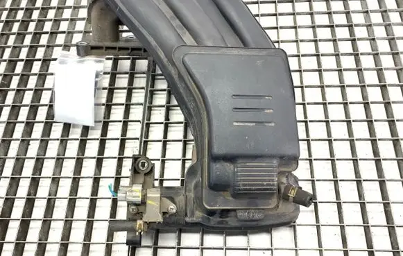 Nissan Micra Intake manifold