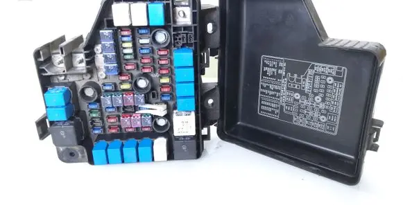 Hyundai Santa Fe Fuse box set
