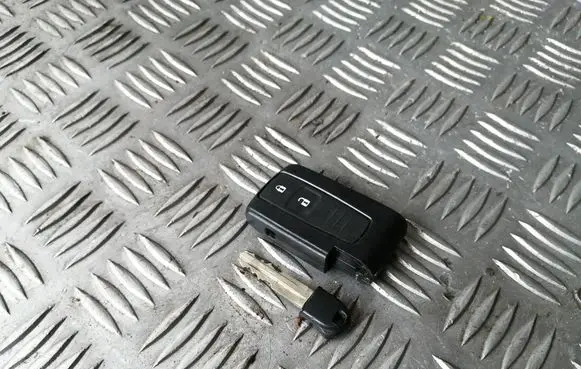 Toyota Corolla Verso AR10 Ignition key/card