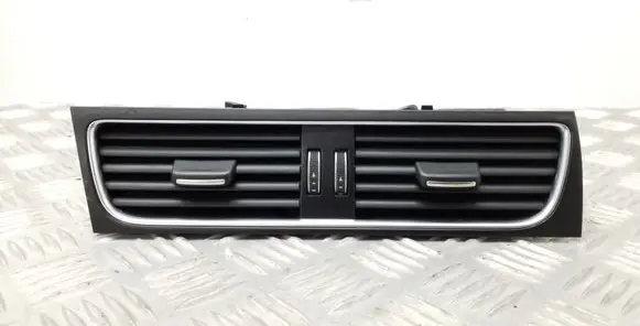 Audi A4 S4 B8 8K Dash center air vent grill 8T1820951E