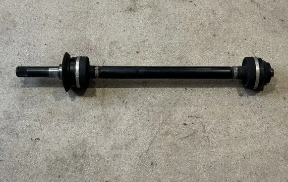 BMW M5 F90 Rear driveshaft 7856936