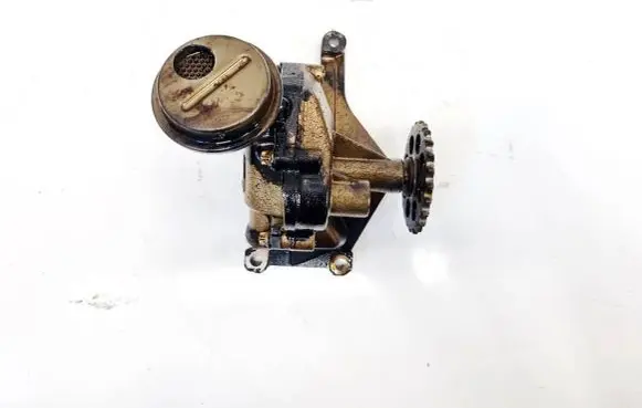 Mercedes-Benz CLK A208 C208 Oil pump 6061810701