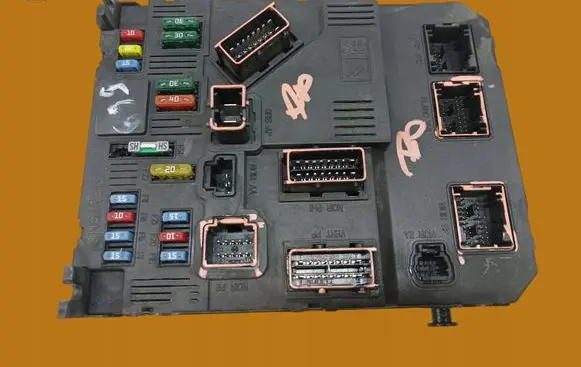 Citroen C3 BSM Control unit 9652474480