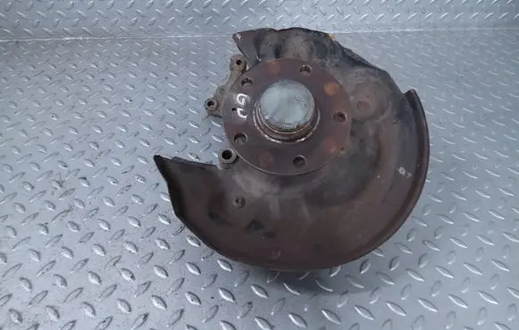 Volkswagen PASSAT B7 USA Rear wheel hub 5C0505436A 5C0505436B