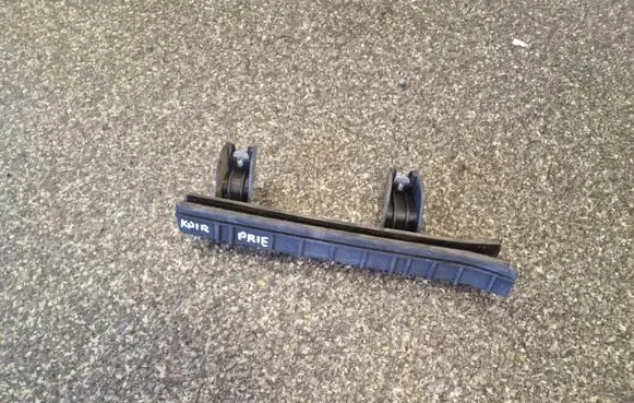 Fiat 500L Front door windshield rail 51884098