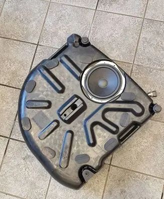 Jaguar XF X250 Subwoofer speaker CX2319A067AC
