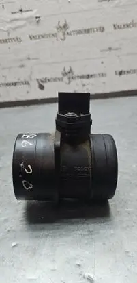 Volkswagen Golf III Mass air flow meter 0281002461 074906461B