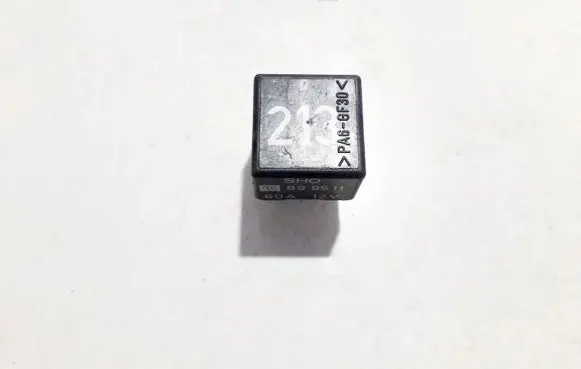 Volkswagen PASSAT B5 Other relay 443951253j 899511