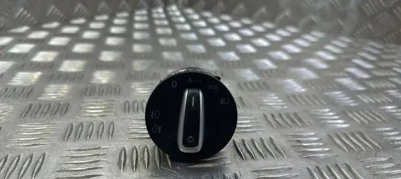 Volkswagen Scirocco Light switch 3C8941431N