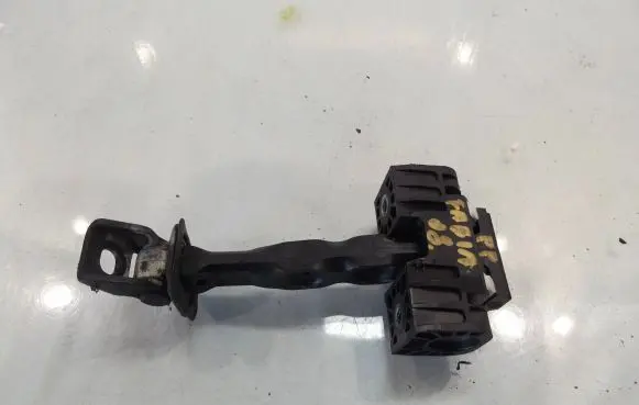 Skoda Fabia Mk2 (5J) Front door check strap stopper
