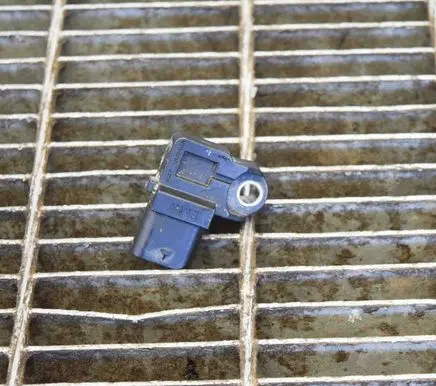 Air pressure sensor
