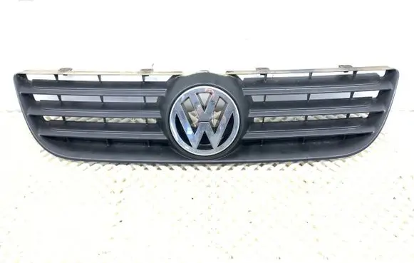 Volkswagen Polo IV 9N3 Front grill 6Q0853653E