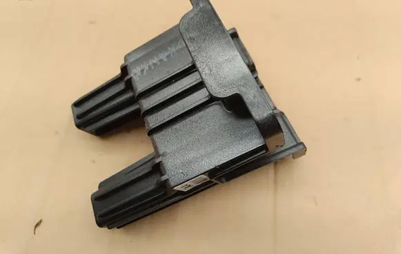 KIA EV6 Other center console (tunnel) element 84635CV001