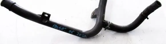 Volkswagen PASSAT B6 Engine coolant pipe/hose 03L121065T 3C0121058AR PA66GF30