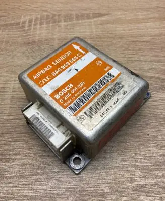 Audi A4 S4 B5 8D Airbag control unit/module 8A0959655C 0285001038