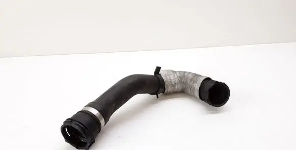 BMW 1 E81 E87 Engine coolant pipe/hose 7533978