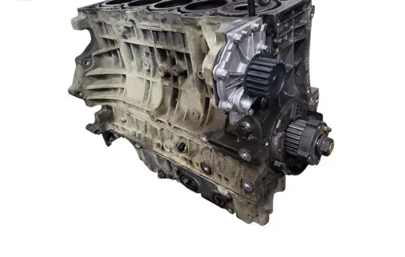 Volvo V70 Engine block D5244T