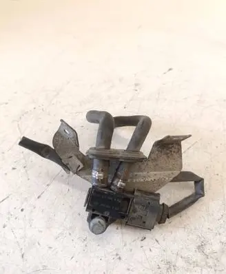 Mercedes-Benz A W169 Exhaust gas pressure sensor 0281002762 A0051537728