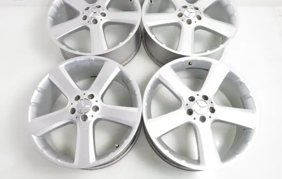 Mercedes-Benz E W213 R17 alloy rim A1644011102