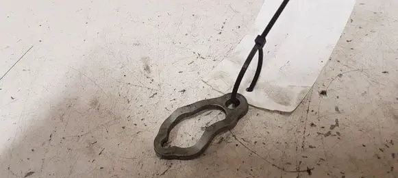 Volvo V50 Fuel Injector clamp holder