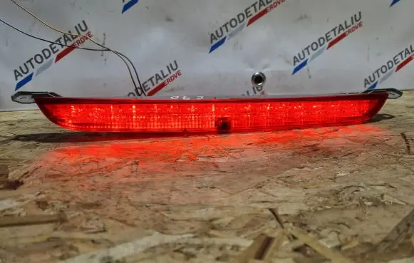 BMW X5 E70 Third/center stoplight 16479300