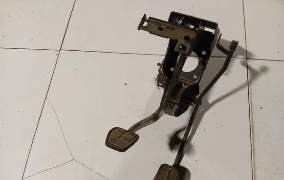 Brake pedal