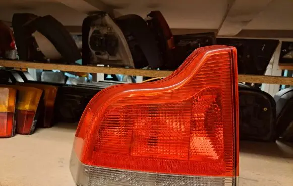 Volvo S60 Rear/tail lights 8664079 8664081