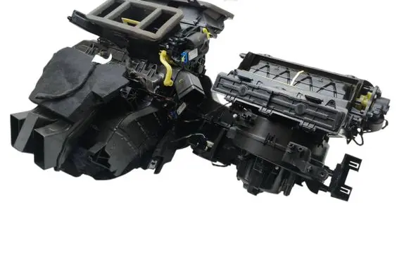 Volkswagen Taigo Interior heater climate box assembly BZ78591 N590