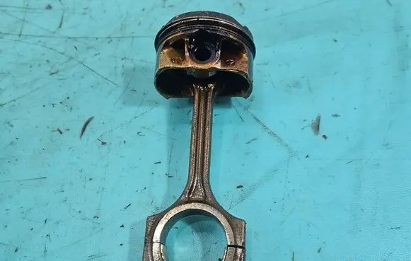 Dacia Sandero Piston IMPRK1558333