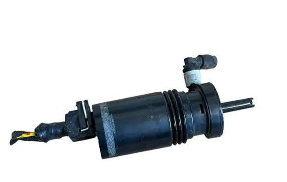 Volvo V70 Headlight washer pump 1013229 100112B