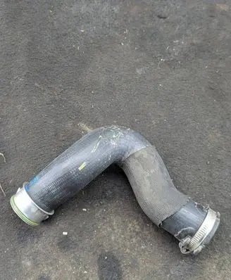 Audi Q7 4L Intercooler hose/pipe 7L6145738A