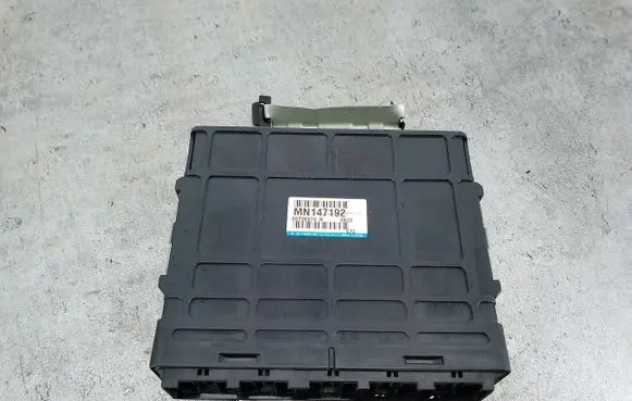 Mitsubishi Outlander Engine control unit/module ECU MN147192