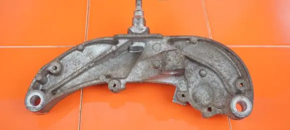 Renault Trafic III (X82) Gearbox mounting bracket 112332850R 20MB22