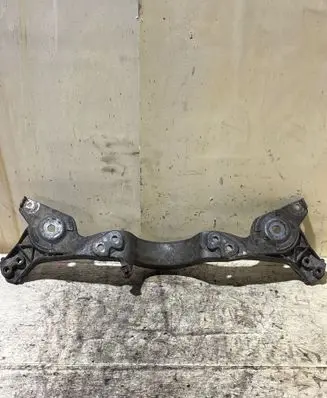 BMW X3 E83 Rear differential/diff mount bracket 3404621 33303404621 33303448032