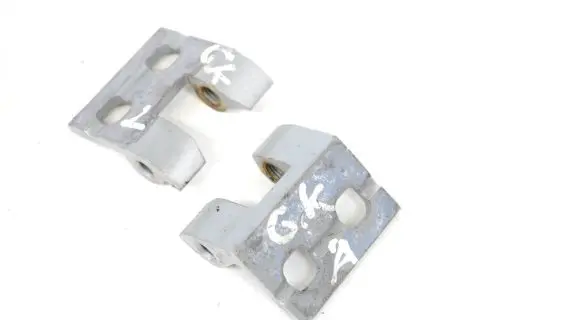 Mini Cooper Countryman R60 Rear door lower hinge