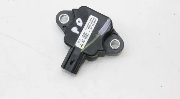 Tesla Model S Airbag deployment crash/impact sensor 100527500A