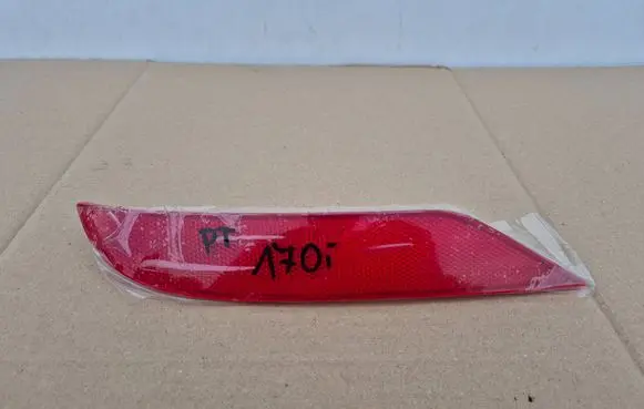 Volkswagen Touran I Rear tail light reflector 1T0945106C