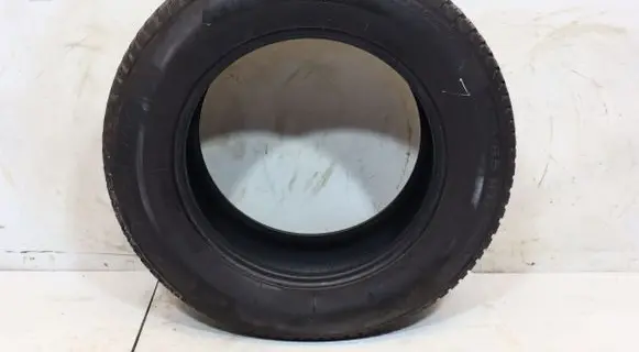 KIA Sorento R17 summer tire 