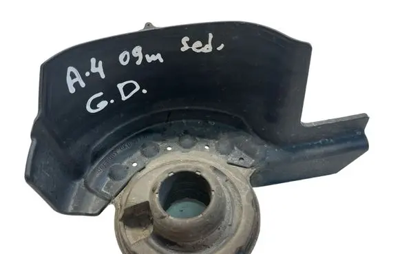 Audi A4 S4 B8 8K Rear coil spring rubber mount 8K0511540E