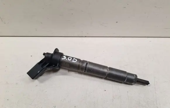 Mercedes-Benz R W251 Fuel injector A6420700587 061115 0445115027