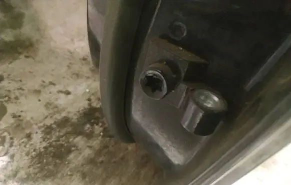 BMW 3 E90 E91 Rear door lower hinge 